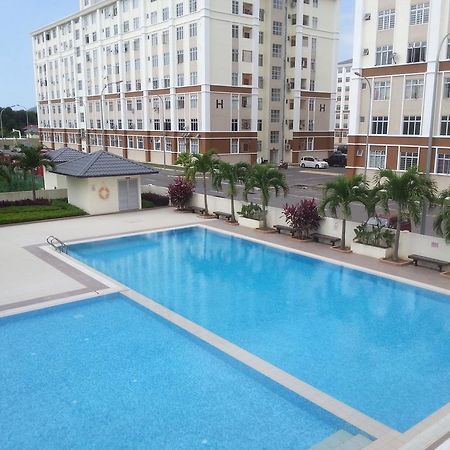 Kk Holiday Suites Apartment Kota Kinabalu Eksteriør billede